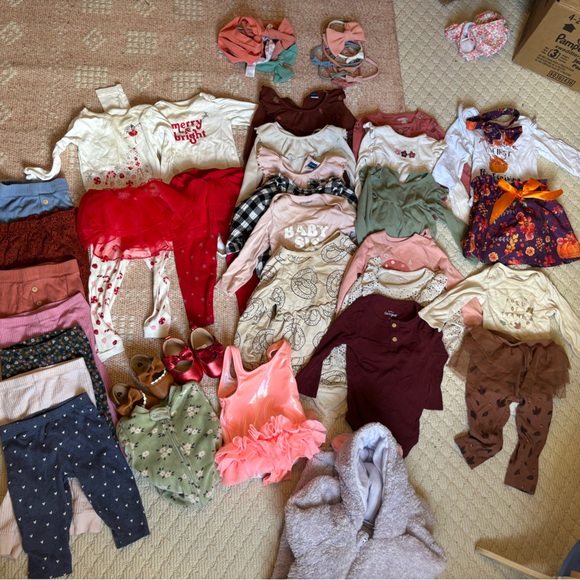 Assorted Baby Clothing Bundle - Picture 1 of 1